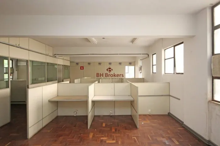 ANDAR COMERCIAL PARA LOCAÇÃO NO CENTRO DE BH