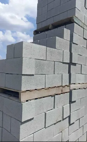 BLOCO DE CONCRETO DE PRIMEIRA QUALIDADE 
