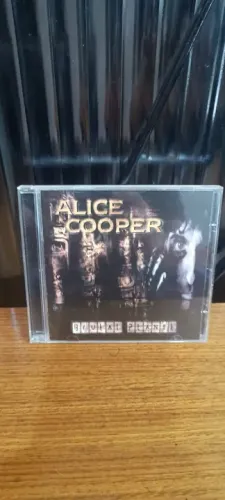 CD - Alice Cooper - Brutal Planet - sem risco