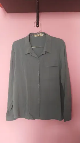 Camisa feminina (PRODUTO NOVO)