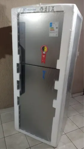 GELADEIRA TF55S NOVA NA CAIXA TOP FREEZER