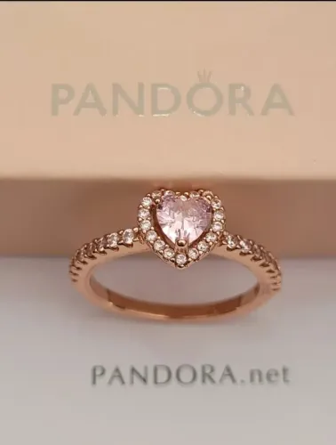 Anel Solitário Pandora Rose Gold