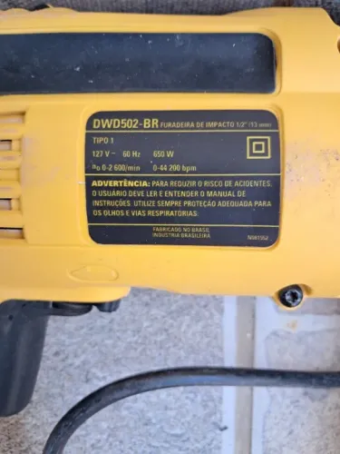 Furadeira Dewalt 127V - 650w