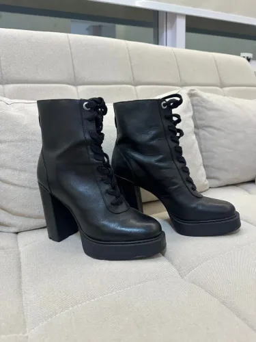 Bota Arezzo TAM 36