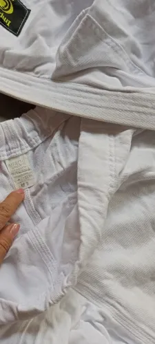 Vendo kimono judô infantil Tam. Para crianças de 11 anos