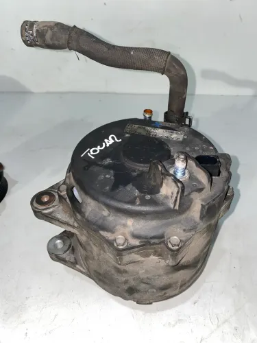 Alternador VW Touareg Porsche Cayenne codigo : 021903026N