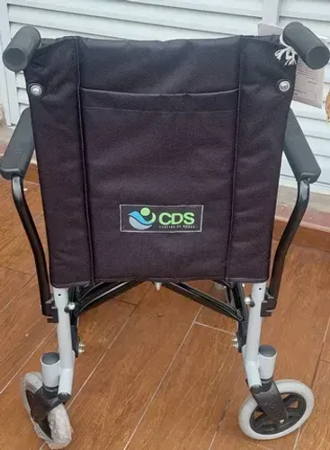cadeira de rodas Novinha