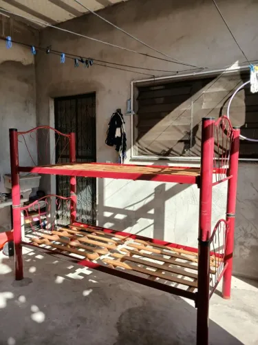 Beliche de metal vermelho - Em ótimo estado!