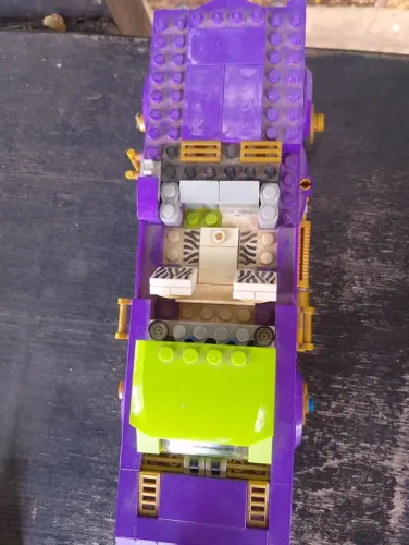 Carrinho antigo(Lego)