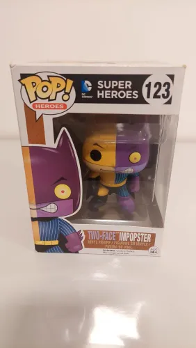 Funko Pop! DC Comics - Super Heroes - Two-Face Impopster - #123