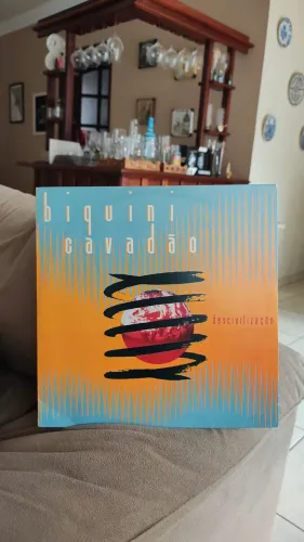 Disco de Vinil - Biquini Cavadão - Descivilização e Zé