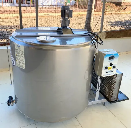 Tanque Maturação Resfriador Tina Inox 600 Litros de leite Com Garantia Misturador sovtete