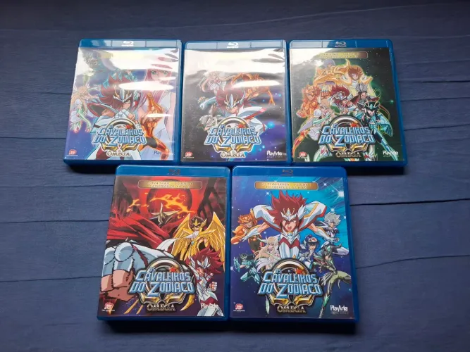 Os Cavaleiros do Zodíaco Ômega - Blu-Ray