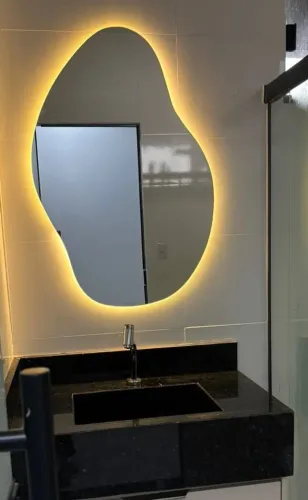 Espelho de Banheiro ou de corpo com LED - Design M