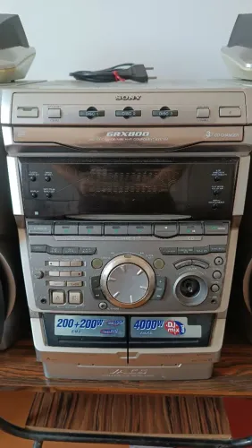 Aparelho de som Sony GRX 800 + 4 caixas de som
