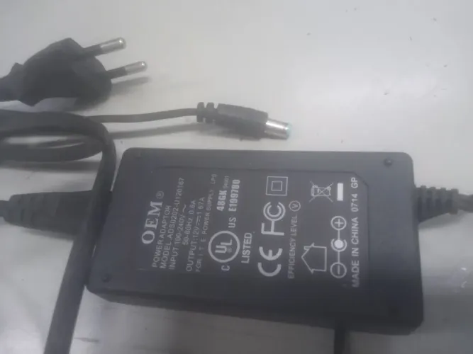 fonte carregador bivolt 12V uso diversos