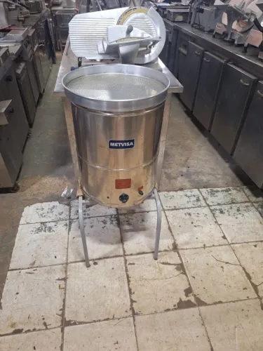 Fritadeira Metvisa 25L água e óleo
