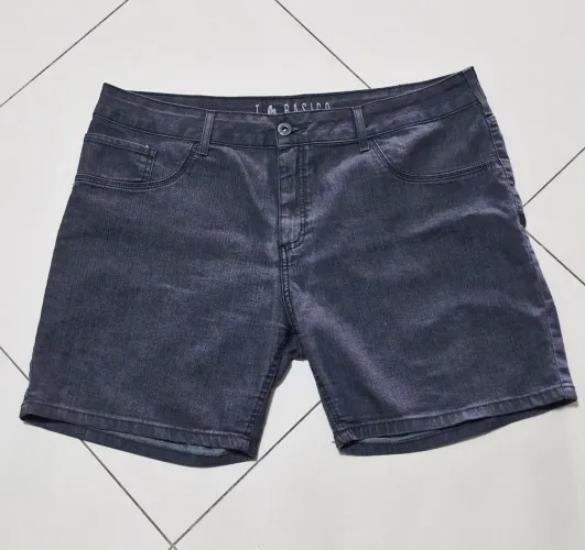 Short jeans feminino