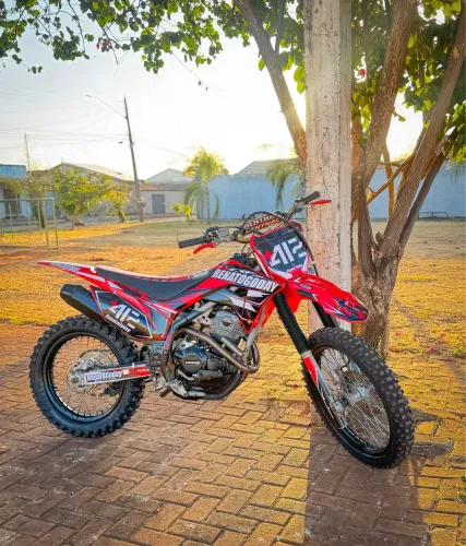 CRF 250F / 2022 / 310 / BRABONA/ CHEIA DE ACESSÓRIOS / PEGO CRF 230 NA TROCA