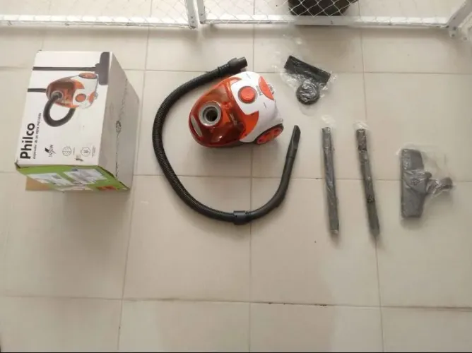 Aspirador de Pó Philco 1400w com Filtro HEPA Semi Novo