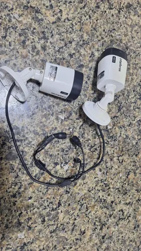 4 Câmeras de segurança Intelbrás vhl 1220 B pouco usadas