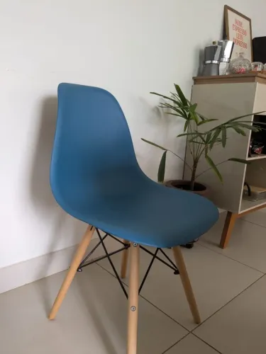 Cadeira Eames Eiffel - Cor turquesa