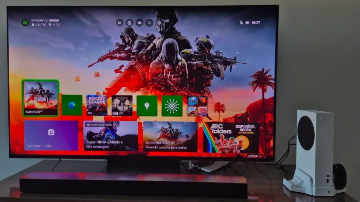 Xbox Series S 512gb + 2 controles + base de carregamento 