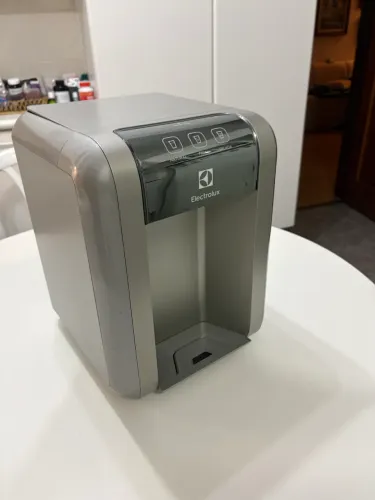 Purificador de água Semi Novo