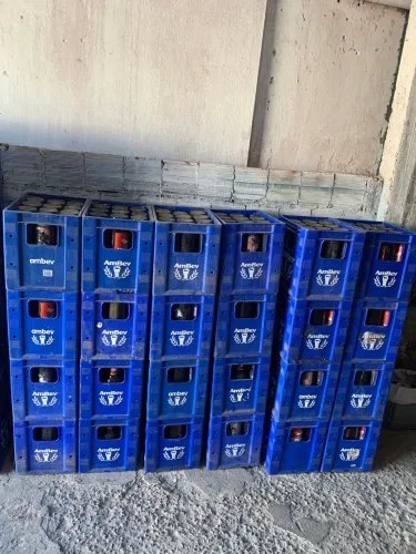 Caixas de Litrão Leia: