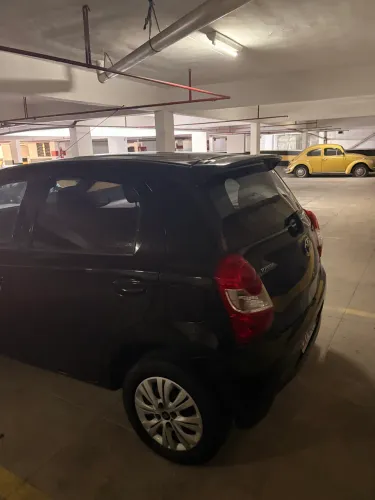 Toyota Etios X 1.3 Flex 16V 5P Mec. 2014