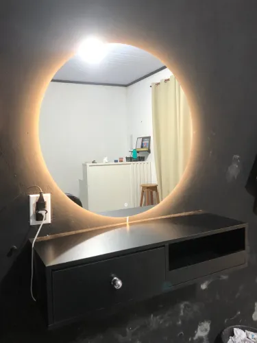 Espelho led e balcão