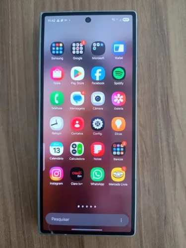 VENDO SAMSUNG Z FOLD 6 -COM DEFEITO NA TELA INTERNA 