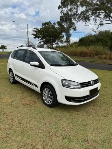 Volkswagen Spacefox 1.6/ 1.6 Trend Total Flex 8V 5P 2013