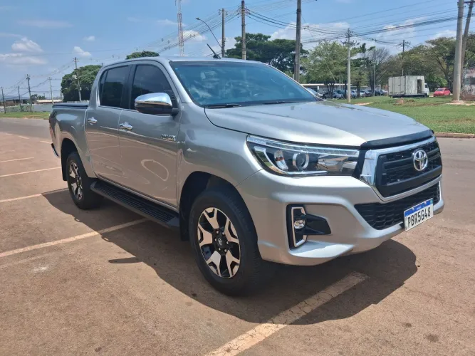 Toyota Hilux CD SRX 4X4 2.8 TDI 16V Diesel Aut. 2019