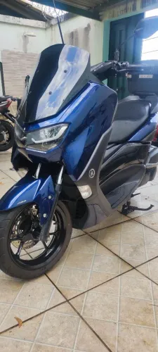 NMax 2022. Pegar e andar. Avalio troca por Royal Hunter 350, Classic 350 e Meteor 350.