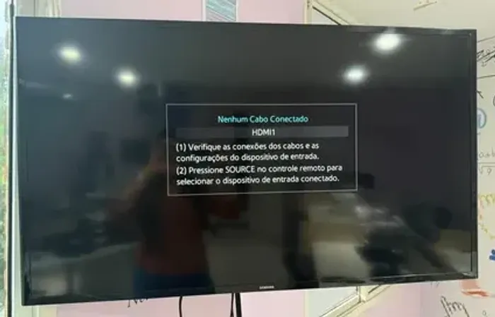 Smart tv Samsung 43 polegadas (Leia o anúncio)