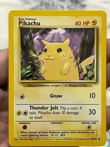 Pikachu (58/102) NM