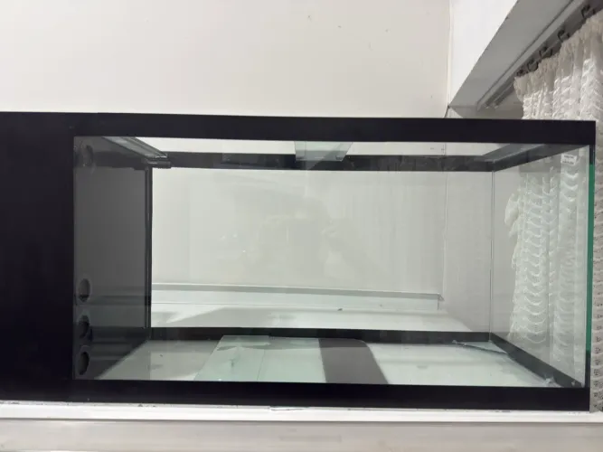 Aquário com sump lateral de filtragem sexto vidro novo 80x30x40cm