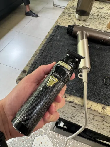 Máquina acabamento babyliss