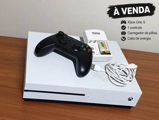 XBOX ONE S 1TB - COMPLETO - R$ 1.299
