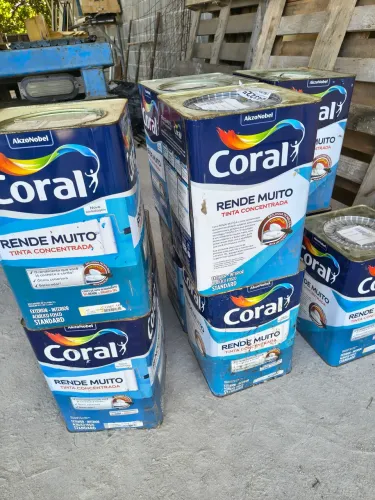 Tinta coral rende muito