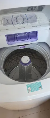 Máquina de lavar eletrolux branca