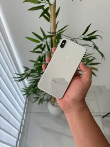 iPhone XS Max branco