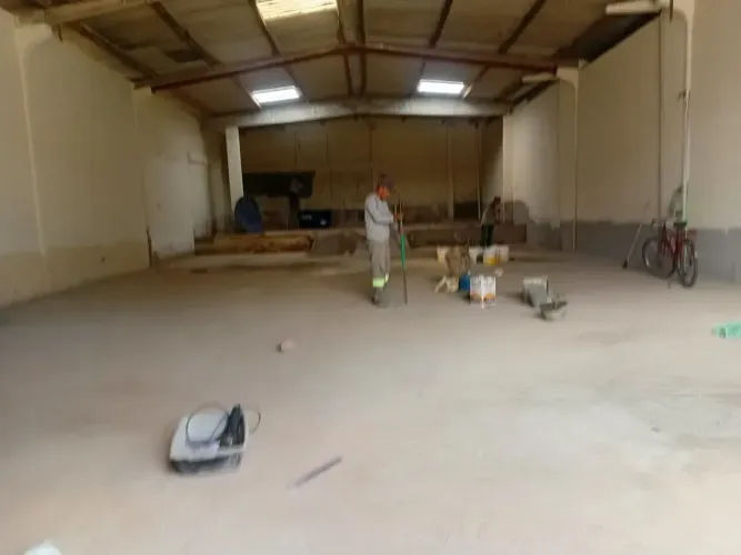 ALUGO GALPÃO NO SÃO CRISTÓVÃO 350 m² | LOGÍSTICA, TRANSPORTADORAS E OFICINAS