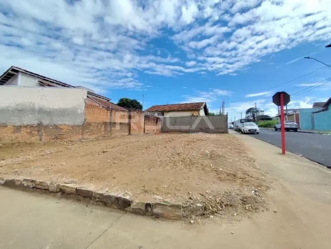 Terreno Comercial para Alugar na Vila Costa do Sol em São Carlos - Oportunidade Imperdível