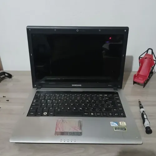 Notebook Samsung RV410 - Retirada de Peças