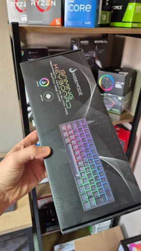 Teclado mecânico Black RGB novo, lacrado, com garantia!