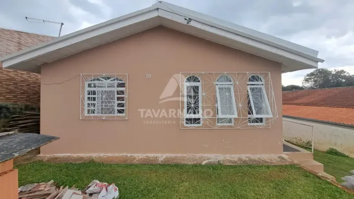 Casa Padrão em Ponta Grossa
