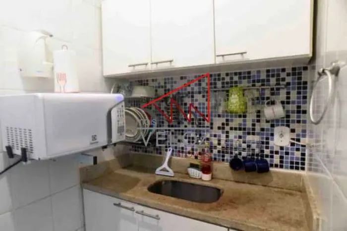 Kitnet/Conjugado : / Residencial / Flamengo
