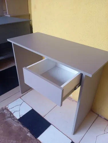 Mesa Estudos Nova MDF,Feriadouu com Preço baixo 